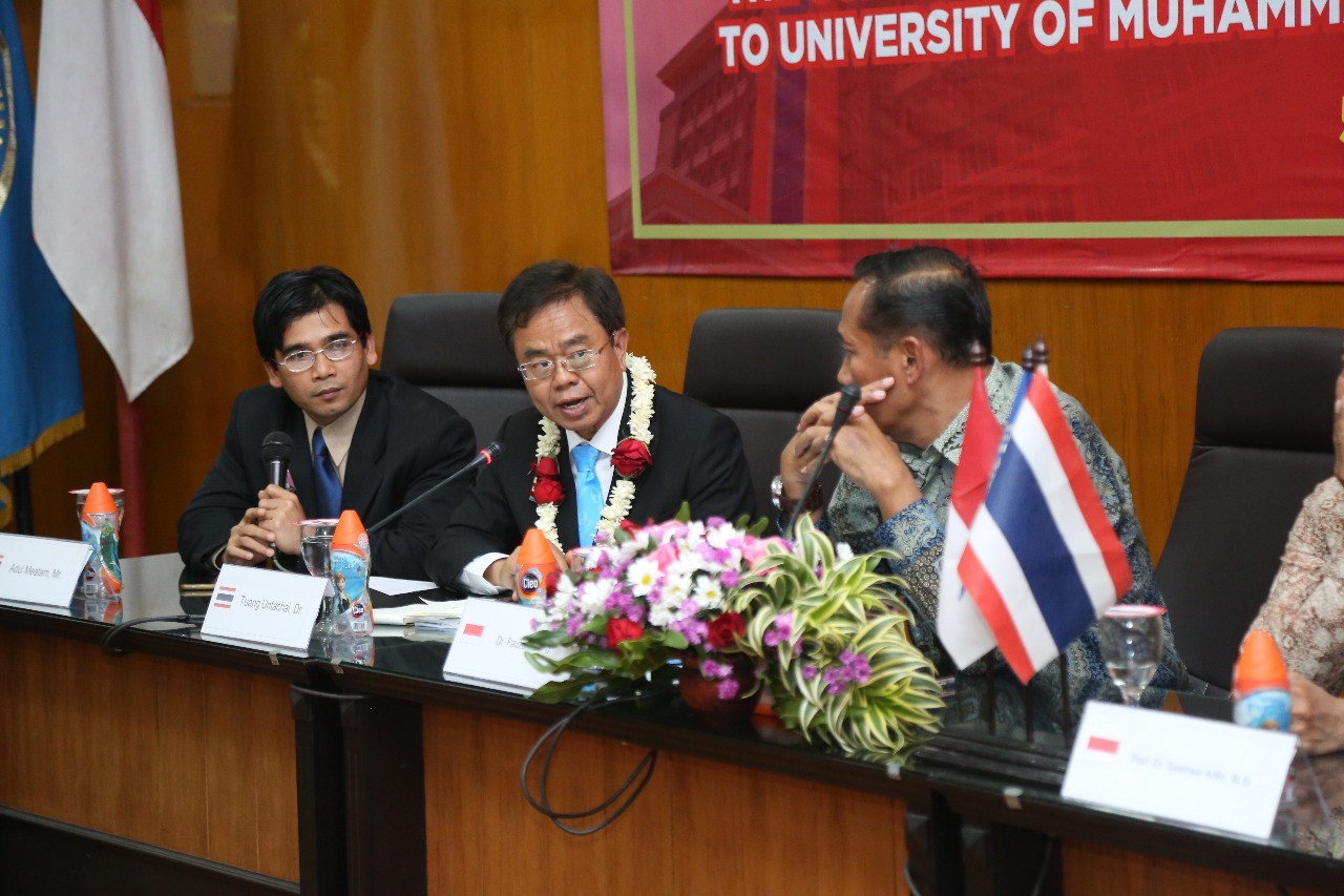 Pour Untachai, The Chairman of Thailand's Education and Sports Commission on a working visit to UMM, 